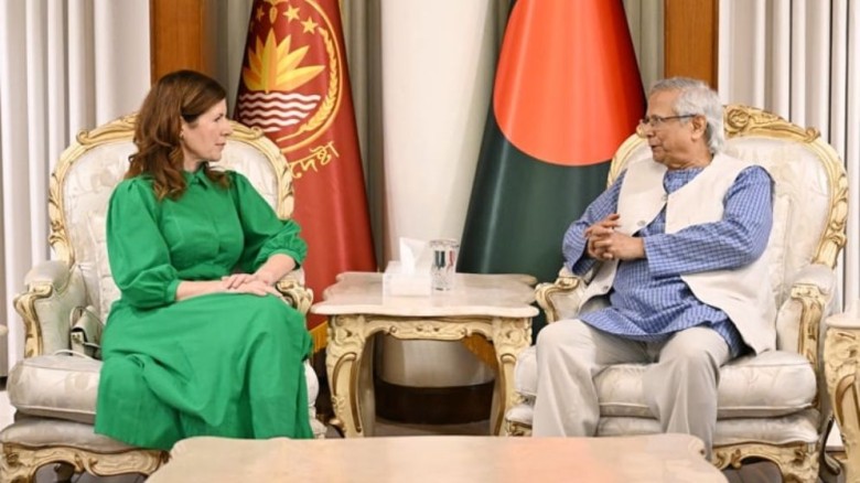 নির্বাচনে অংশ নিতে পারবে না আওয়ামী লীগ: প্রধান উপদেষ্টা