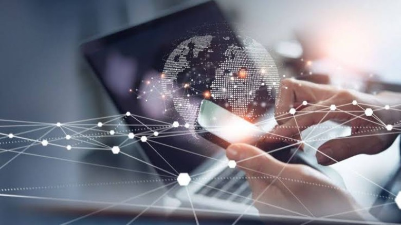 ইন্টারনেট ব্যবহারের স্বাধীনতা বেড়েছে দেশে