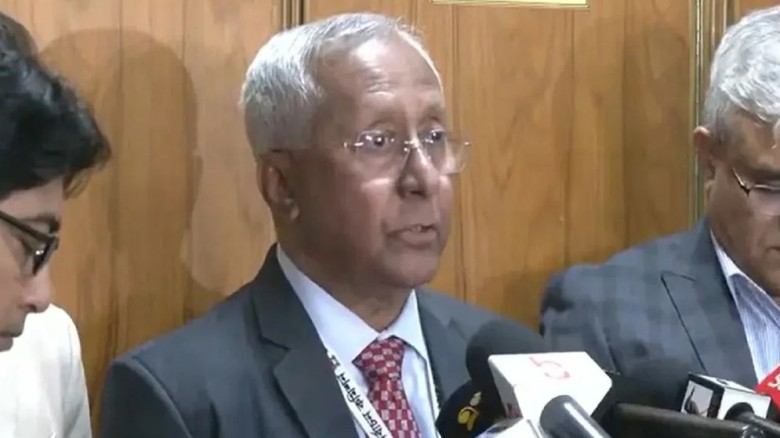 তফশিল ও ভোটের তারিখ নিয়ে বিভ্রান্তি না ছড়াতে সতর্ক করল ইসি