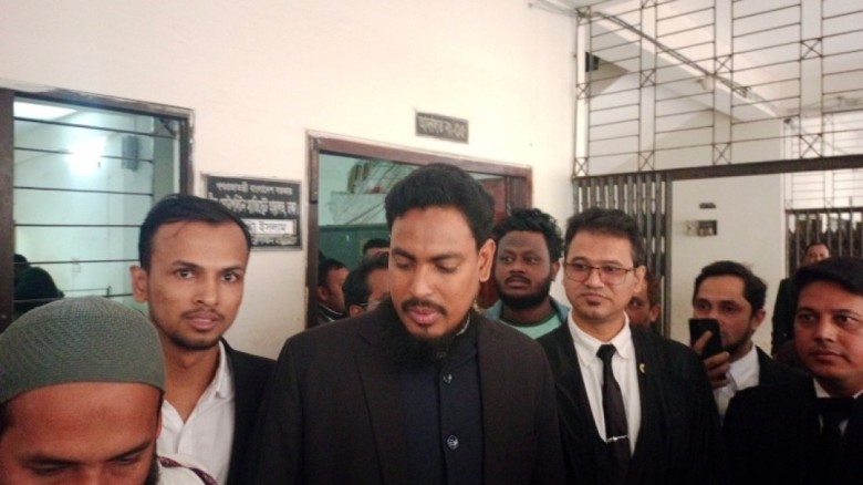 দুই মামলায় জামিন পেলেন এনসিপি নেতা আখতার