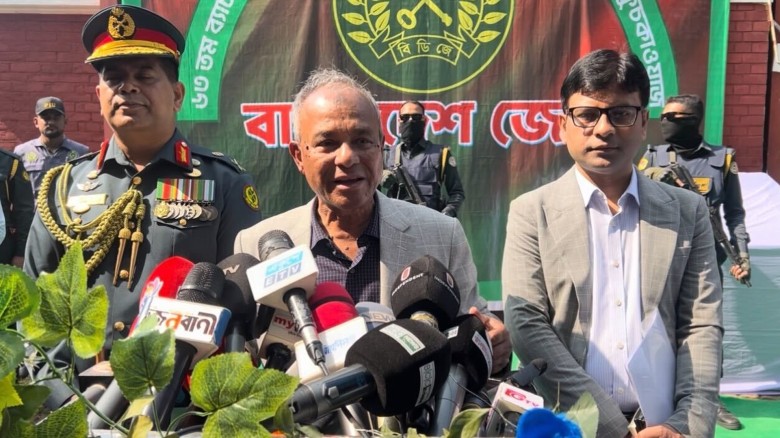 দেশে সমর্থক নেই বলেই দিল্লিতে সংবাদ সম্মেলন করছে আওয়ামী লীগ: স্বরাষ্ট্র উপদেষ্টা
